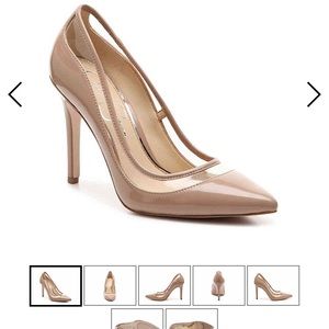 Jessica Simpson nude pump!!
